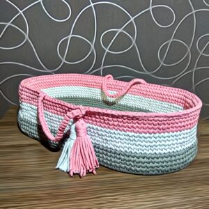 crochet newborn baby basket
