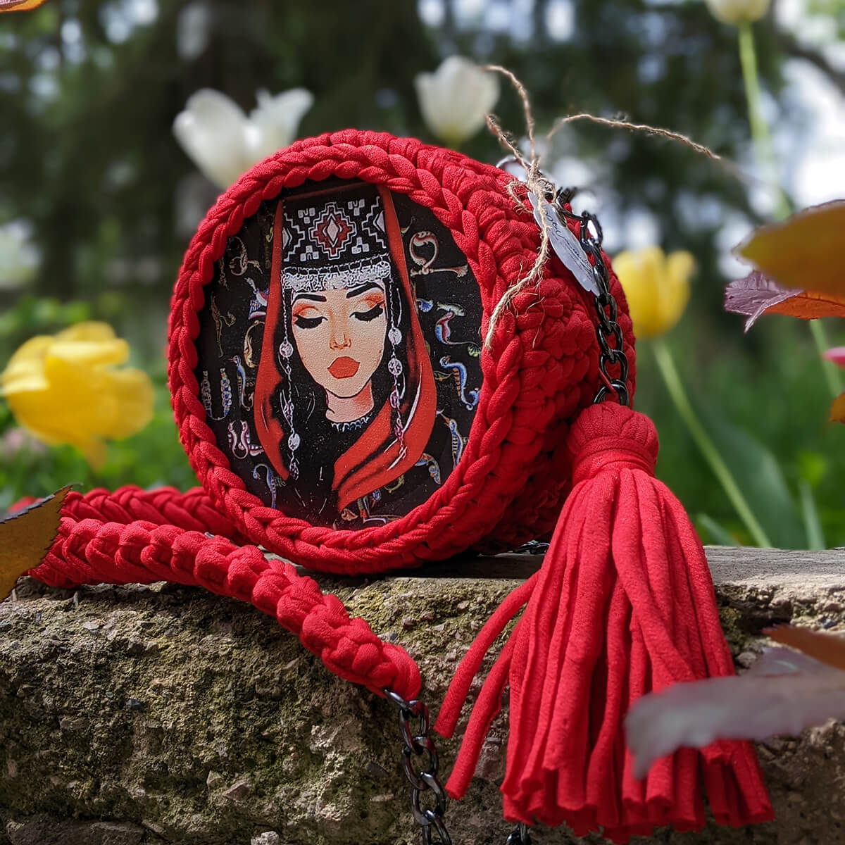 Crochet Round Bag Armenian Girl
