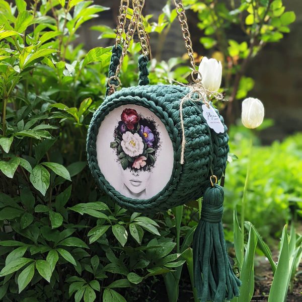 Crochet Round Bag Girl in Flowers